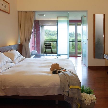 Luminous Hot Spring Resort & Spa Luye Exterior photo