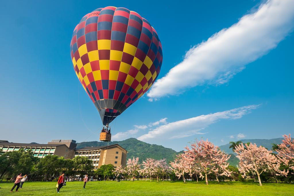 Luminous Hot Spring Resort & Spa Luye Exterior photo